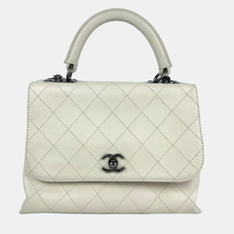 Chanel: Белая сумка 