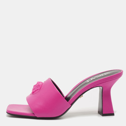 Versace: Розовые сандалии  Medusa