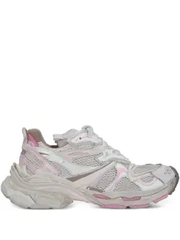 Balenciaga: Светлые кроссовки  Runner