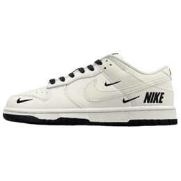 Nike: Кроссовки  Dunk