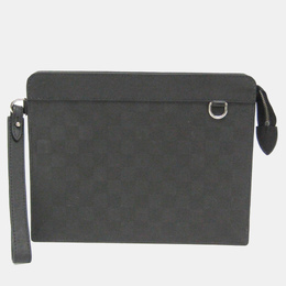 Louis Vuitton: Чёрная сумка 