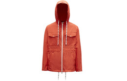 Moncler: Оранжевая куртка 