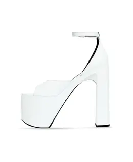 Balenciaga: Белые босоножки 
