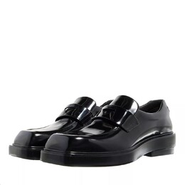 Prada: Чёрные лоферы 