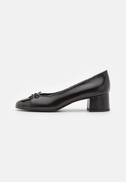 Tory Burch: Чёрные туфли 