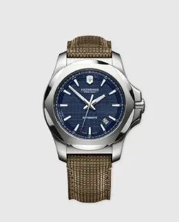 Victorinox: Часы 