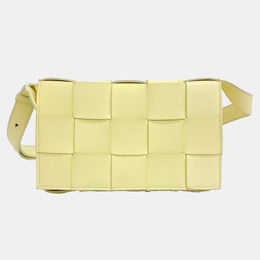 Bottega Veneta: Жёлтая сумка  Cassette