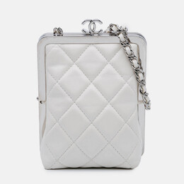 Chanel: Белый клатч 