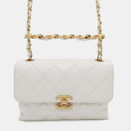 Chanel: Белая сумка 