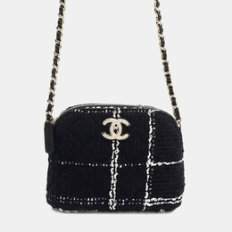 Chanel: Чёрная сумка 