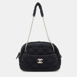 Chanel: Чёрная сумка 