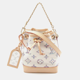 Louis Vuitton: Белая сумка 