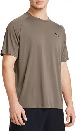 Under Armour: Чёрная футболка 