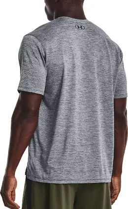 Under Armour: Серая футболка 
