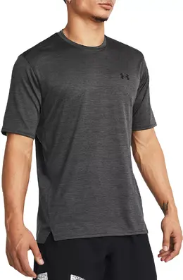 Under Armour: Чёрная футболка 