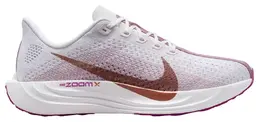 Nike: Белые кроссовки  Plus