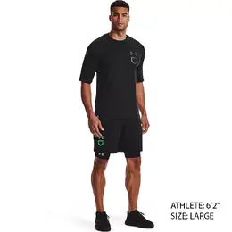 Under Armour: Чёрные шорты 