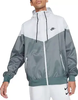 Nike: Спортивная куртка  Windrunner