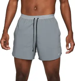 Nike: Серые шорты  Dri FIT