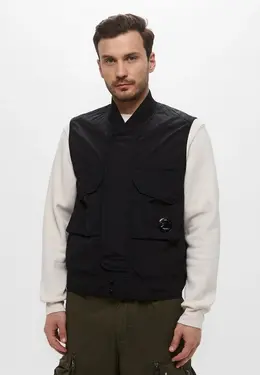 C.P. Company: Чёрный жилет 