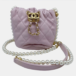 Chanel: Розовая сумка 