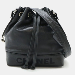 Chanel: Чёрная сумка 