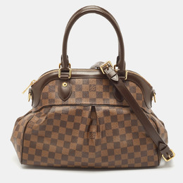 Louis Vuitton: Коричневая сумка 