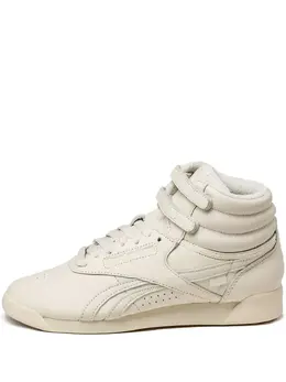 Reebok: Белые кроссовки 