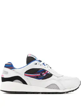 Saucony: Белые кроссовки  Shadow