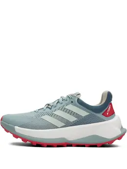 adidas: Светлые кроссовки  Terrex