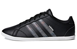 Adidas: Чёрные кроссовки 