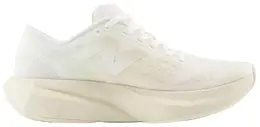 New Balance: Белые кроссовки  FuelCell