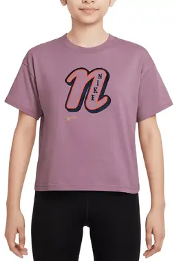 Nike: Футболка  Sportswear свободного кроя