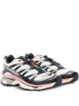 Salomon: Светлые кроссовки 