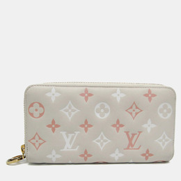 Louis Vuitton: Светлый кошелёк  Zippy