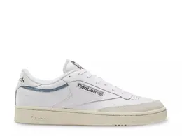 Reebok: Белые кроссовки  Club C 85