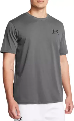 Under Armour: Чёрная футболка 