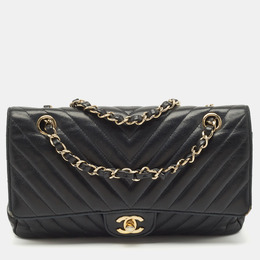 Chanel: Чёрная сумка 