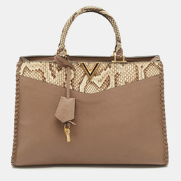 Louis Vuitton: Бежевая сумка 