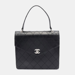 Chanel: Чёрная сумка 