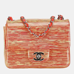 Chanel: Красная сумка 