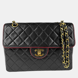 Chanel: Чёрная сумка 