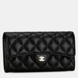 Chanel: Чёрный кошелёк 