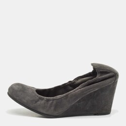 Stuart Weitzman: Тёмные туфли 