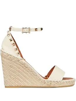Valentino: Белые сандалии 