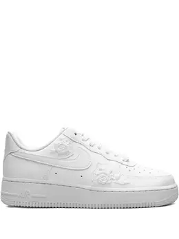 Nike: Белые кроссовки  Air Force 1