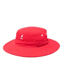Kangol: Красная шляпа 