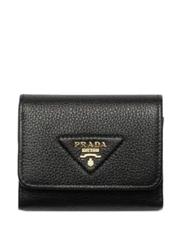 Prada: Чёрный кошелёк 