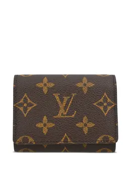 Louis Vuitton Pre-Owned: Обложка 