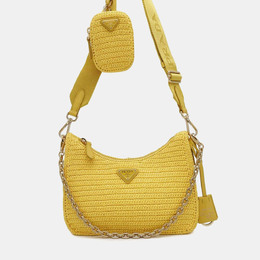 Prada: Жёлтая сумка 